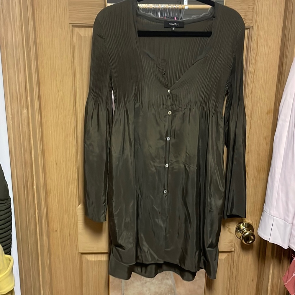 Cotélac hunter green, silky button up dress in size 3 (similar to US 8).